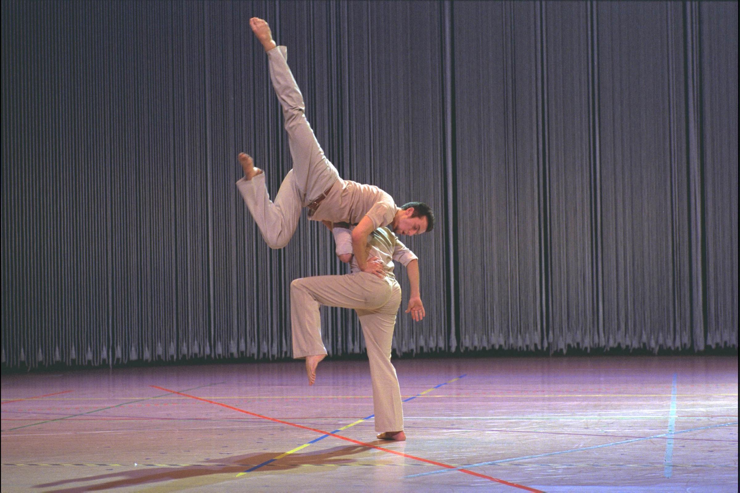 Rain (live) - Anne Teresa De Keersmaeker/Rosas & Ictus | Kaaitheater