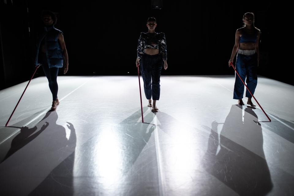 vera tussing - un-staging tactility