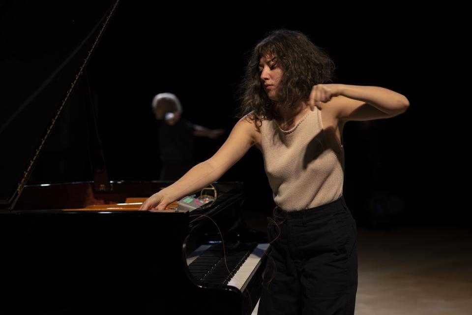 female piano player
